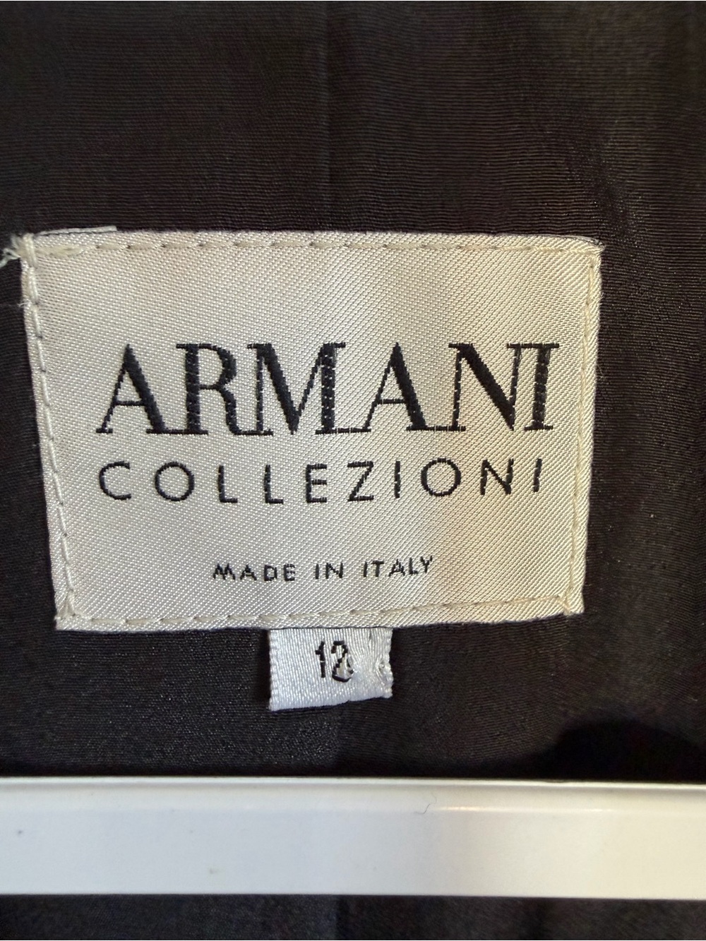 Armani Collezioni Women's 12 Black Velvet Lapel Virgin Wool Lined Blazer Jacket - Picture 2 of 16
